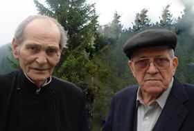               părintele Mihail și Grigore Caraza