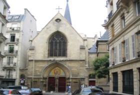 Biserica rom&acirc;nească Paris Jean de Beauvais