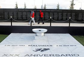 Monument &icirc;n memoria militarilor argentinieni care au luptat &icirc;n Războiul pentru Insulele Falkland.
