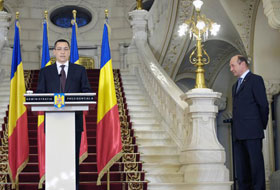 Premierul Victor Ponta şi preşedintele Traian Băsescu.