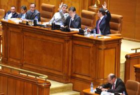 Preşedintele Traian Băsescu la şedinţa comună a Senatului şi Camerei Deputaţilor.