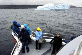 Iceberg desprins din calota glaciară.