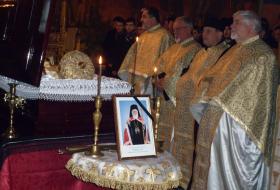 Trupul ne&icirc;nsufleţit al arhiepiscopului Epifanie Norocel a fost depus &icirc;n Catedrala Arhiepiscopală din Buzău. Foto Cristina Moise.