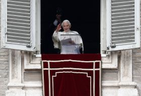 Papa Benedict al XVI-lea.