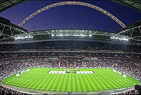 Stadionul Wembley din Londra.