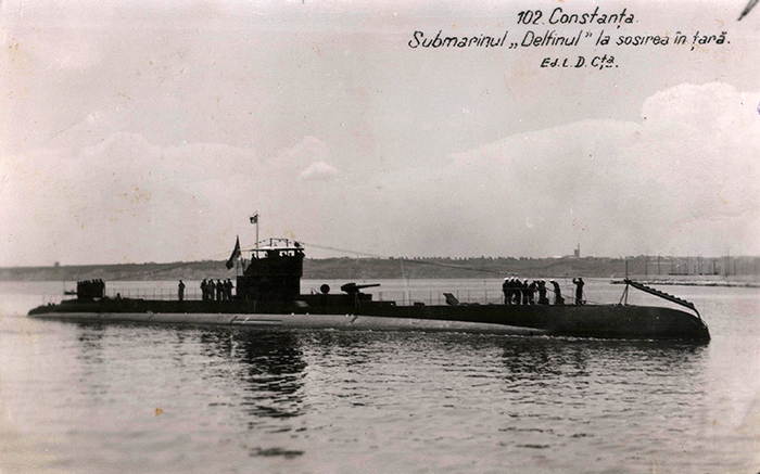 
Submarinul &quot;Delfinul&quot; la revenirea din misiunea, anul 1939
