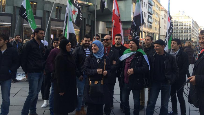 Sute de sirieni au protestat in centrul Vienei.