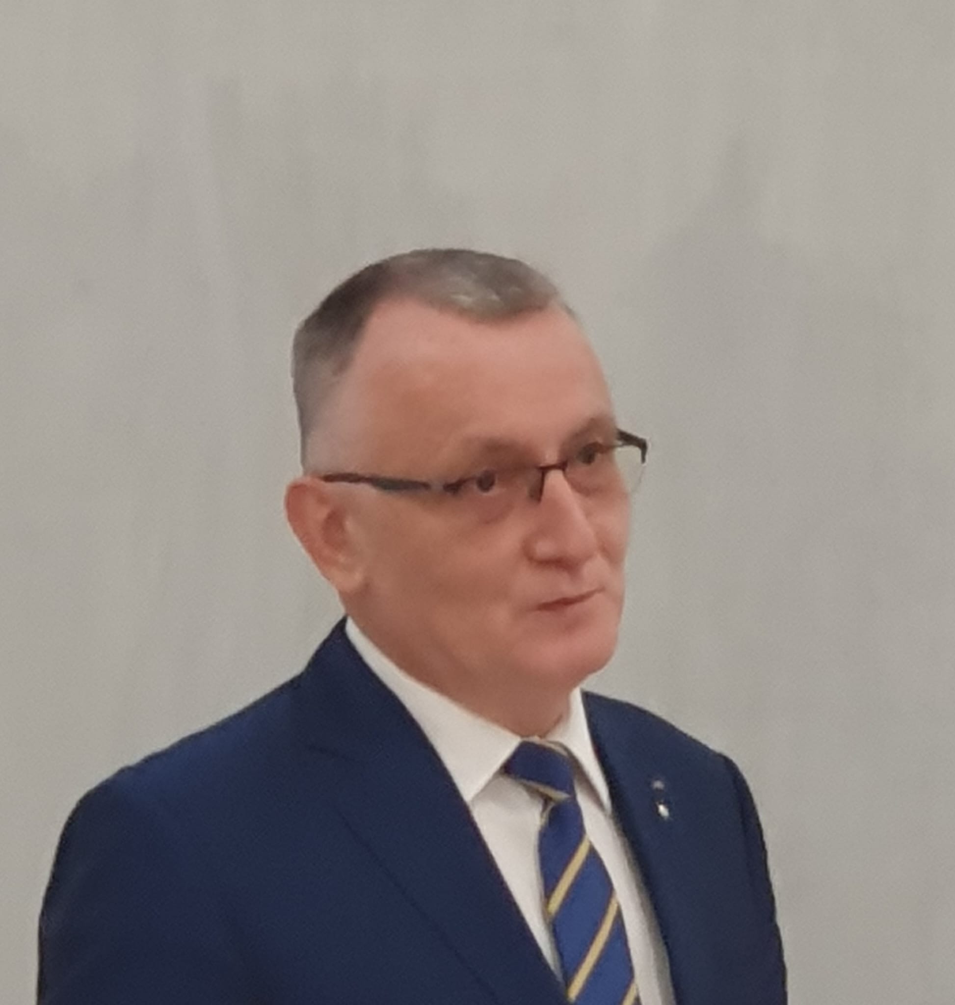 Sorin Cîmpeanu, preşedintele Delegaţiei permanente a Parlamentului României la Adunarea Parlamentară a Francofoniei, București, 18 aprilie 2024.