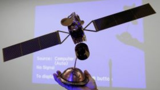 Fragmente ale unui satelit "se îndreaptă spre pământ"
