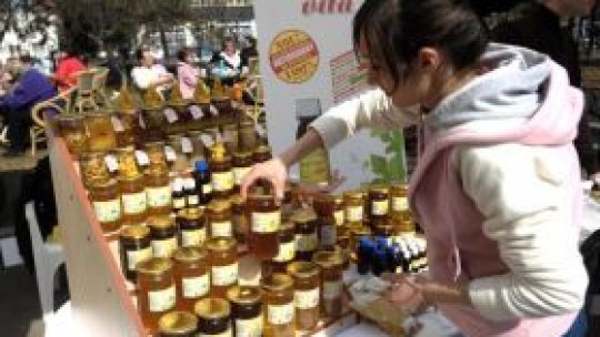 România produce în 2011 "mai multă miere ca în 2010"