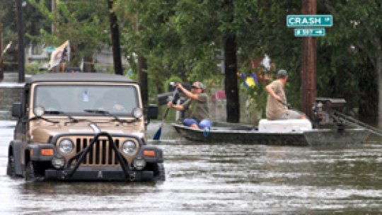 5 persoane şi-au pierdut viaţa în inundaţiile din SUA