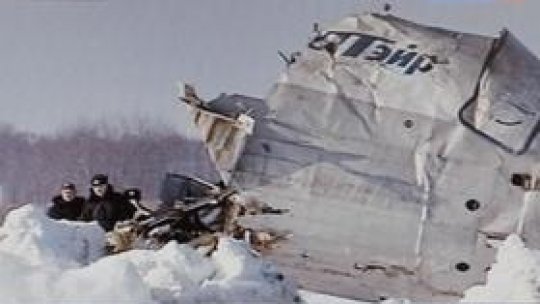 Un avion cu 43 de persoane la bord s-a prăbuşit în Siberia