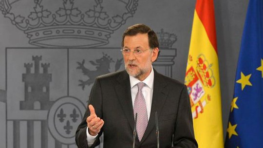 Premierul spaniol, lovit cu pumnul în față de un tânăr