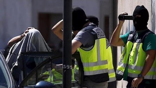 Poliţia spaniolă a arestat două persoane suspectate de legături cu ISIS