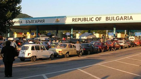 Transportatorii bulgari "amenință cu blocaje la frontiera cu Grecia"