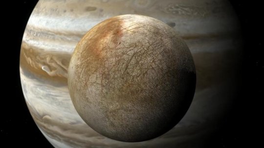 NASA a descoperit dovezi ale prezenţei apei pe un satelit al lui Jupiter
