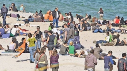 40 de mii de turişti au ales să-şi petreacă minivacanţa de 1 Mai pe litoral