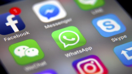 Utilizatorii reţelelor Whatsapp, Facebook şi Instagram, afectaţi