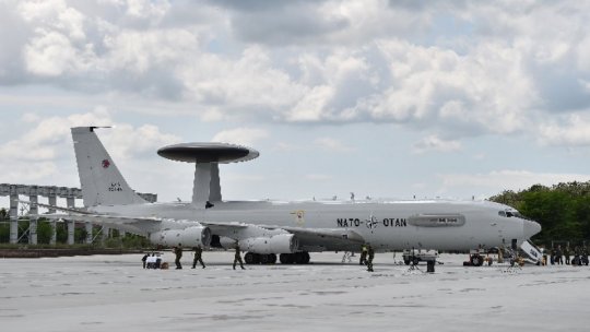 Aeronave AWACS din cadrul Forţei Aeropurtate a NATO vor ateriza la baza din Otopeni