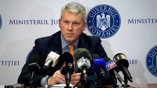 Ministrul Justiţiei, Cătălin Predoiu, desemnat premier interimar de preşedintele Klaus Iohannis