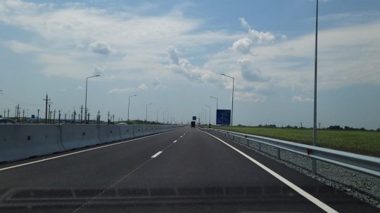 Se inaugurează pasajul de la Pallady din Bucureşti, de la ieşirea din Bucureşti spre Autostrada Soarelui
