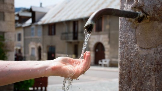 Autorităţile din judeţul Sălaj atrag atenţia la folosirea apei potabile numai pentru uz casnic
