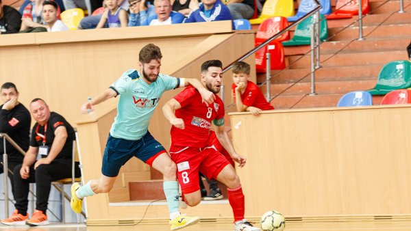 United Galaţi conduce cu 2-0 în finala Ligii I de futsal