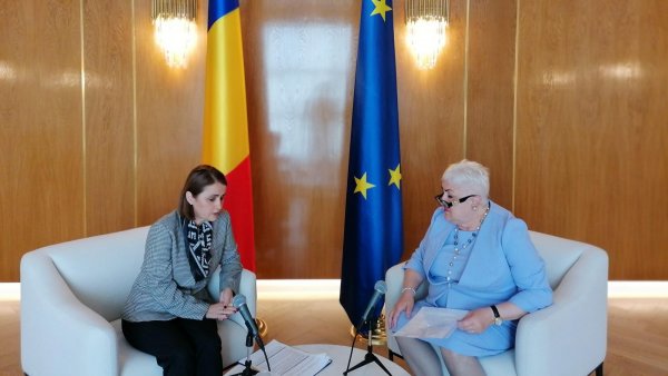 Ruxandra Săraru în dialog cu Luminița Odobescu