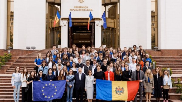 La Chişinău, 13 formaţiuni politice din Republica Moldova au semnat Pactul pentru Europa