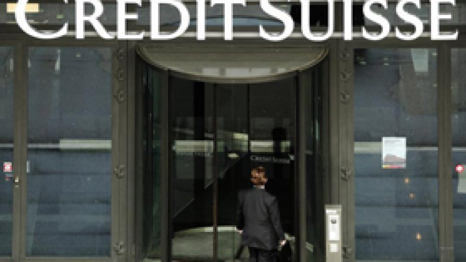 Banca elveţiană Credit Suisse a anunţat că în primele trei luni ale anului au fost retrase peste 68 de miliarde de dolari