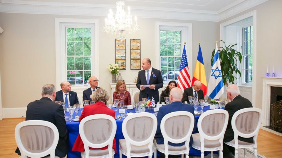 Dineu organizat de ambasada României la Washington cu ocazia împlinirii a 75 de ani de relaţii diplomatice între România şi Israel