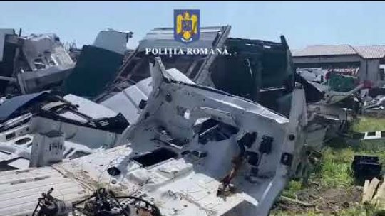 Galați: Peste trei sute de tone de deșeuri din dezmembrări ilegale de mașini