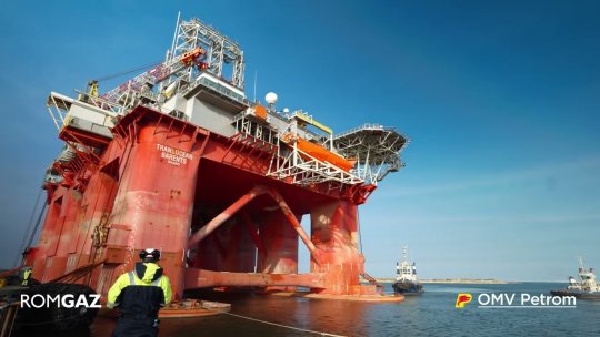 Platforma petrolieră Transocean Barents, spre primele foraje din zona Neptun Deep