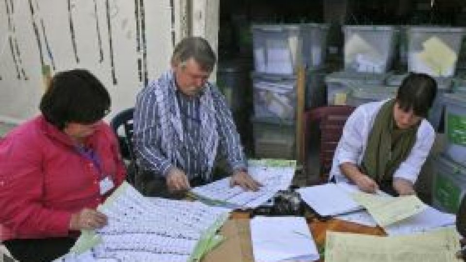 ONU anunţă "fraude considerabile" la alegerile din Afganistan
