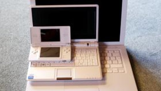 Uruguayul a devenit prima ţară din lume unde fiecare copil din şcoala primară va avea un laptop