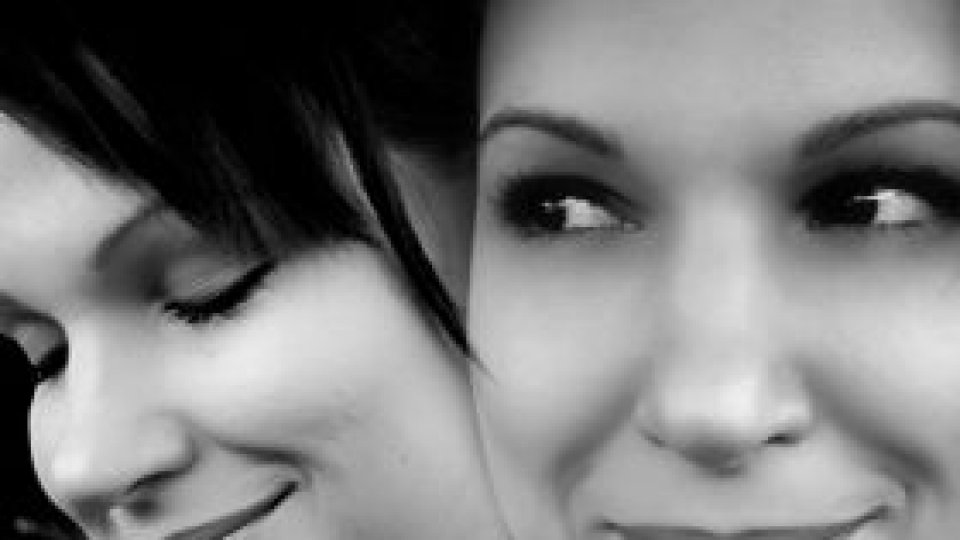 Campanie de informare: cancerul de col uterin