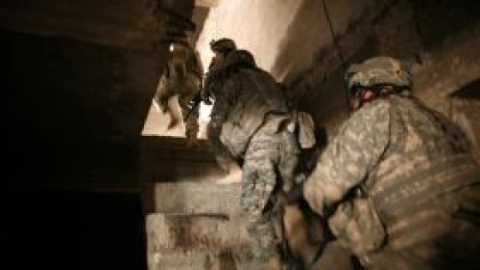 "Soldaţii lui Dumnezeu" hărţuiesc Teheranul