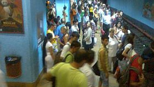 Sindicaliştii de la metrou organizează joi un miting
