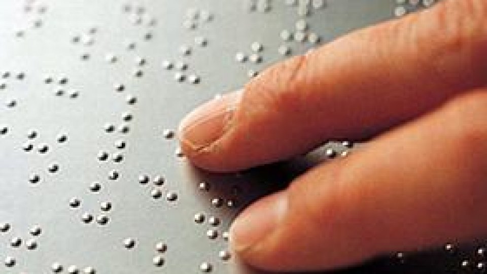 Audiobook şi cărţi în alfabetul Braille 