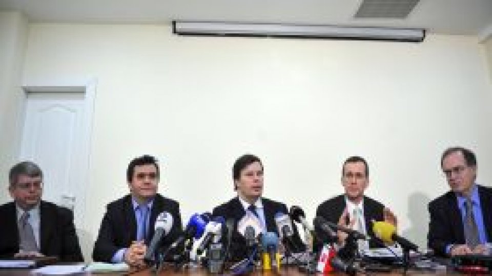 FMI atenţionează guvernul