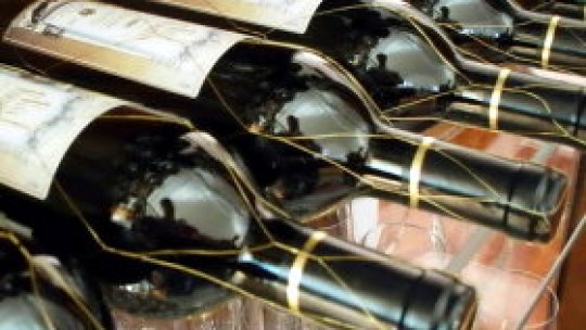 Vin aruncat pe apa sâmbetei