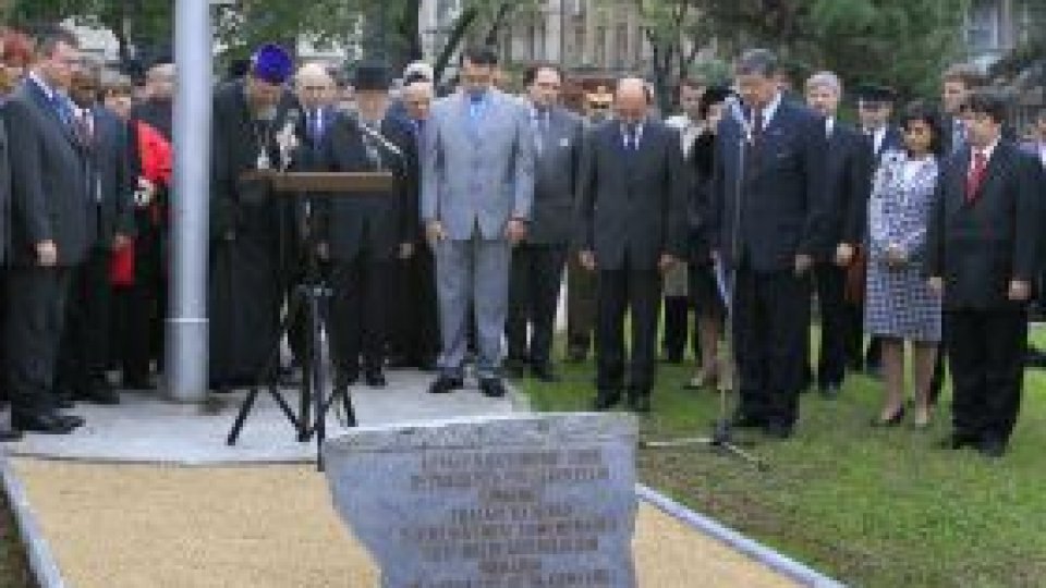 Inaugurarea Memorialului Victimelor Holocaustului în România