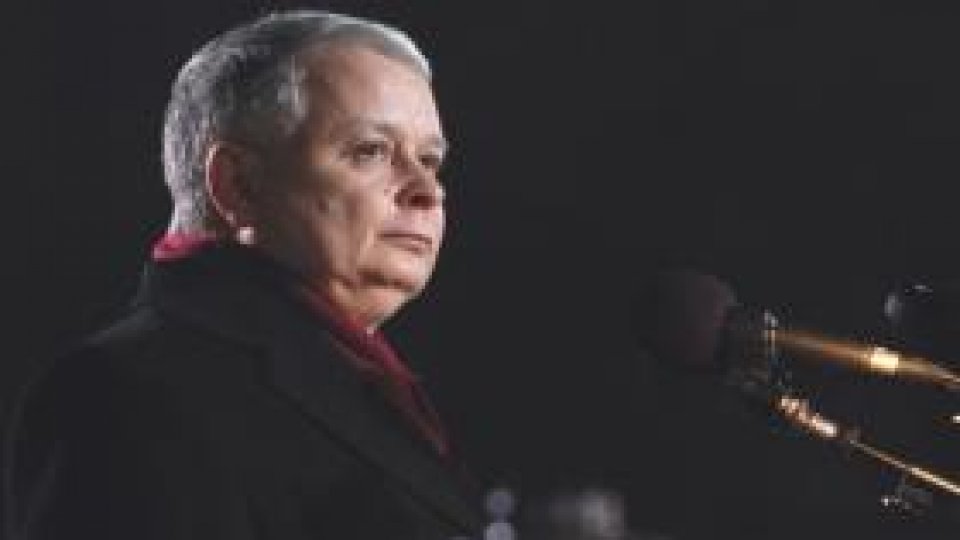 Lech Kaczynski va semna "Tratatul de la Lisabona"