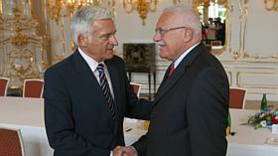 Tratatul de la Lisabona, blocat de "clauza Klaus"