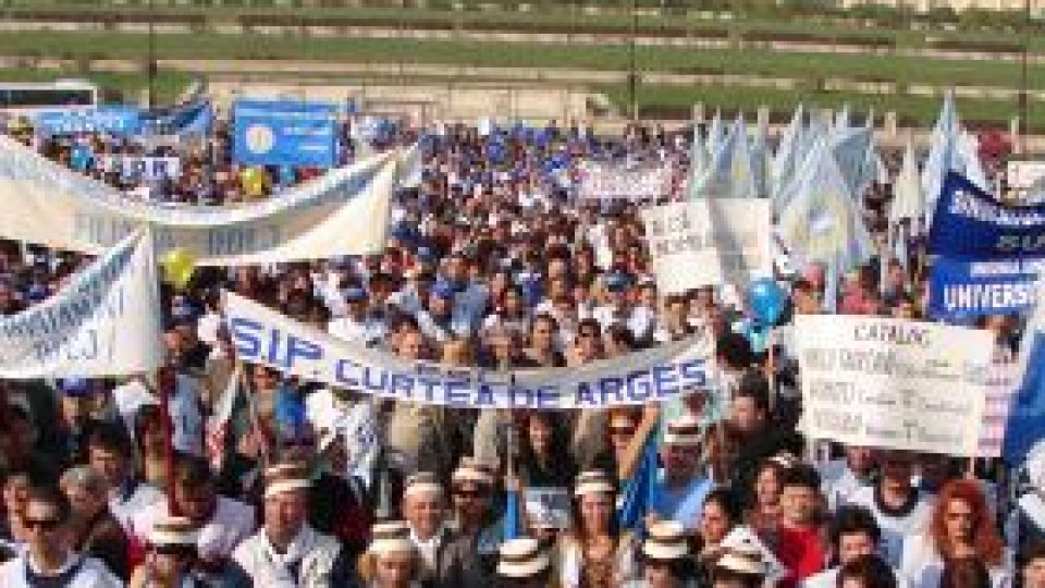 Sindicaliştii resping măsura concendiului fără plată