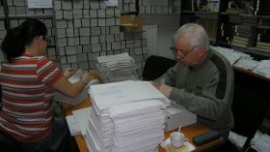 Proceduri noi de vot pentru prezidenţiale şi referendum