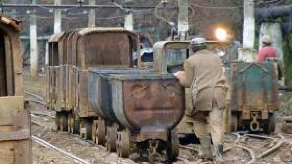 Doi răniţi în stare gravă după explozia de la Nehoiaşu