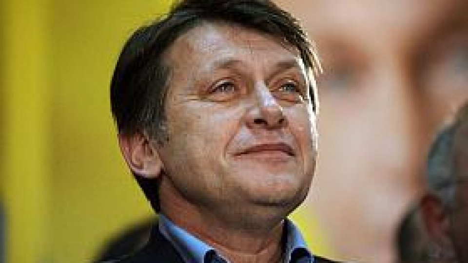 Negocieri pentru "turul doi"