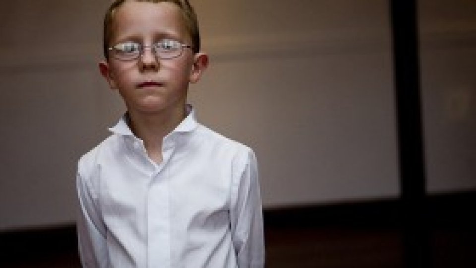 Ascultă Colţul Copiilor - "Meseria" de om normal
