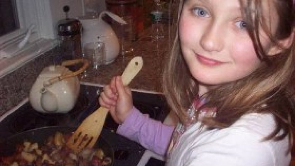 Ascultă Colţul Copiilor - Plăcintă şi ciorbică